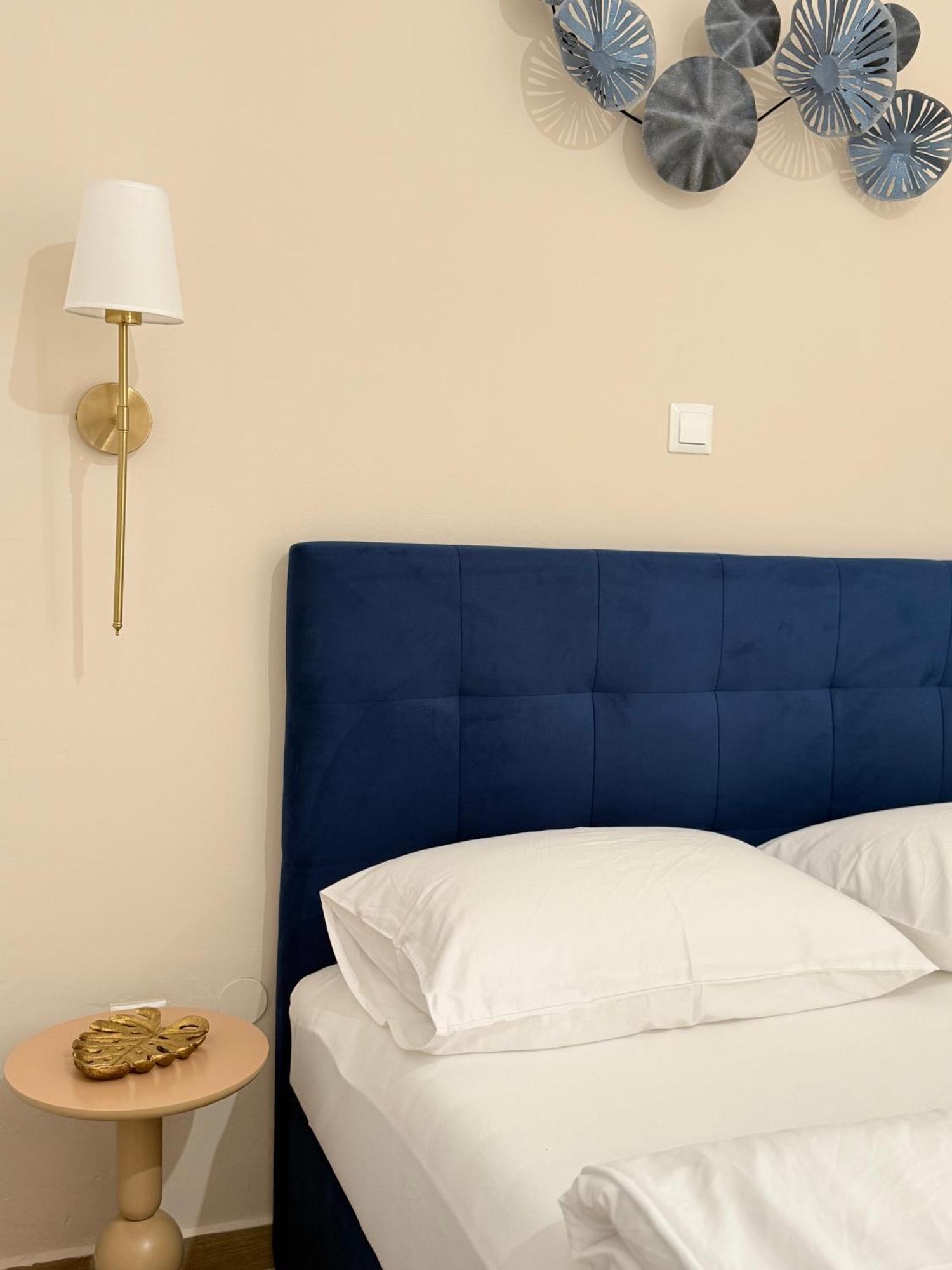 Gordana Jelicic Apartment *